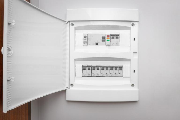 Électricien à Billy-Montigny, les critères pour bien choisir